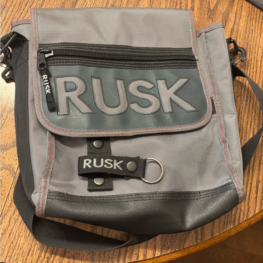 Rusk Shoulder Bag, Black & Gray